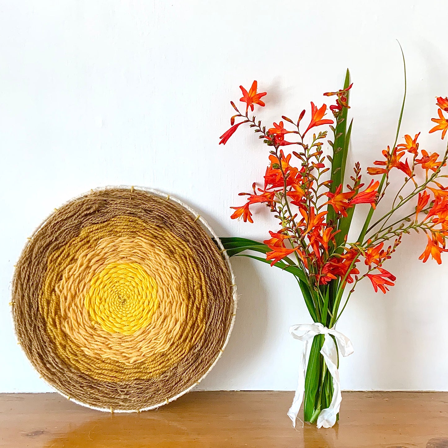 Vintage inspired circular weaving